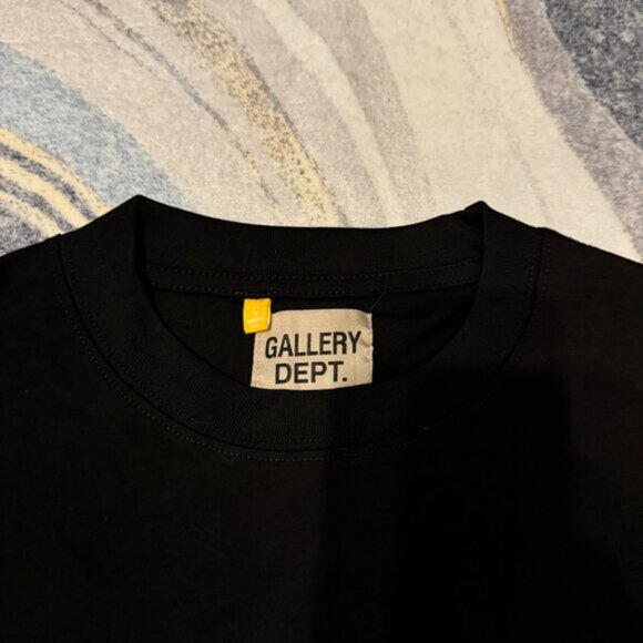 Gallery Dept Earth Crisis Collage Tee Mens Size Large - Picture 3 of 3